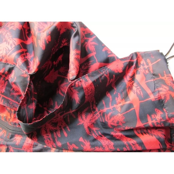 Sunrise Kingdom Waterproof Windbreaker Hawaiian Style Black/Red Size Large - Picture 8 of 15